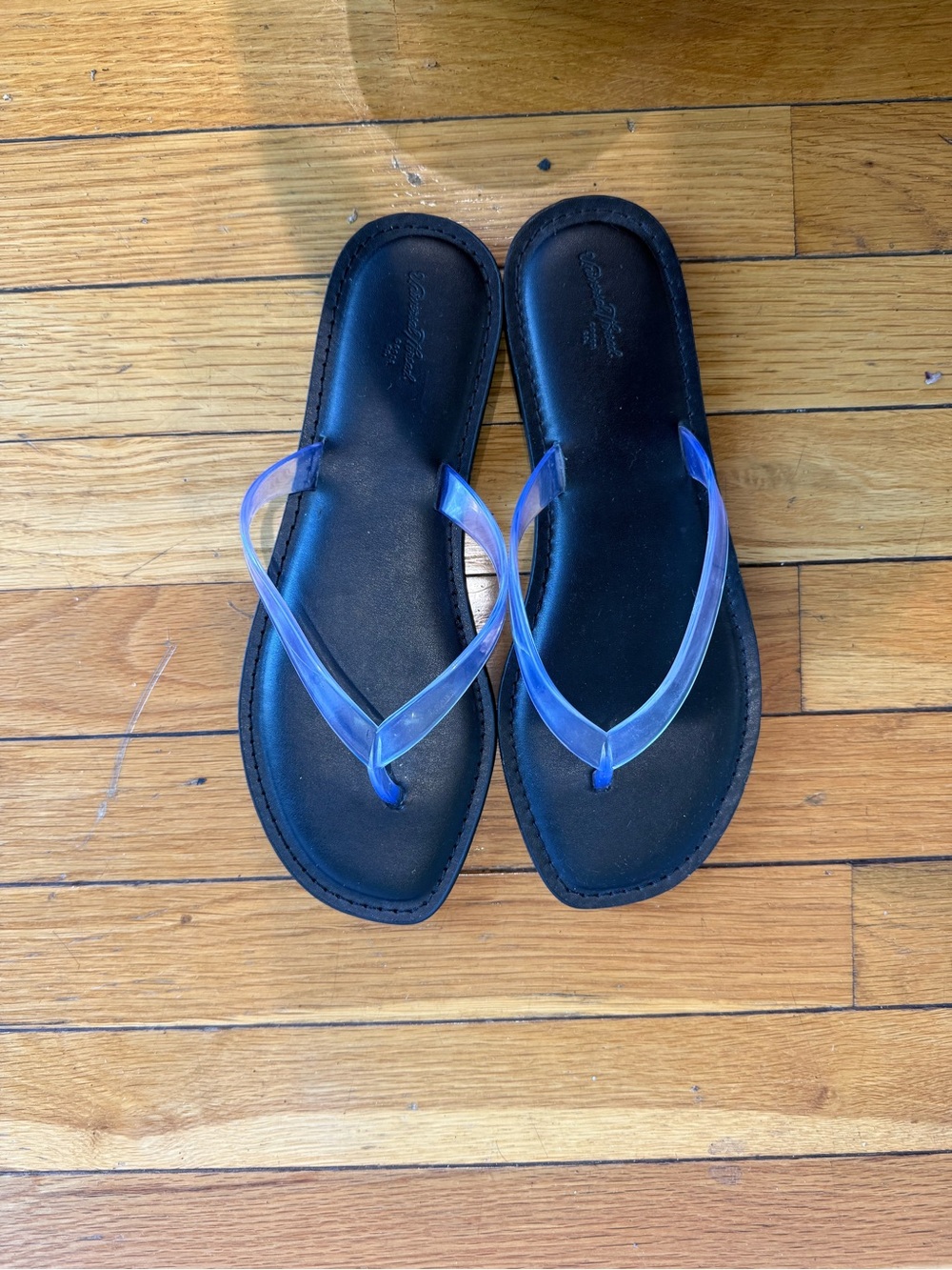 Universal Thread Target Black Footbed Flip-Flops with Translucent Clear Straps